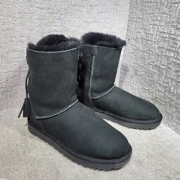 UGG Australia Kristabelle Womens Size 8 Rear Lace Tasseled Suede Boots NEW - Picture 1 of 9
